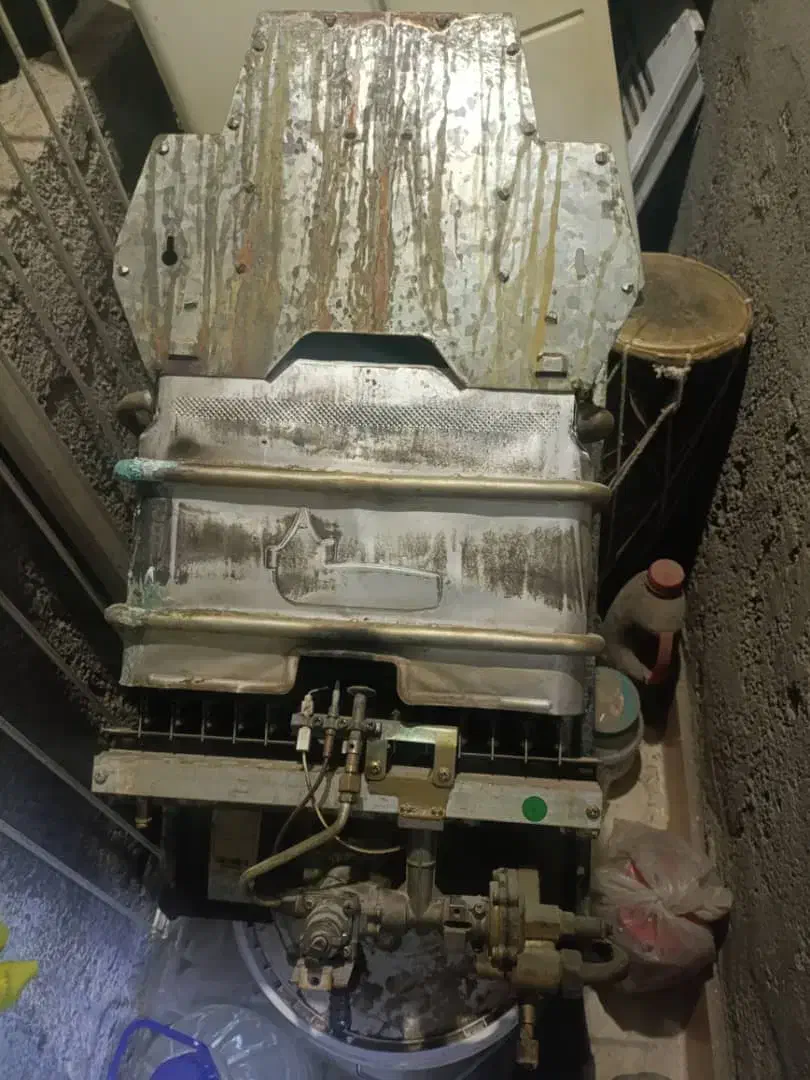 اب گرمکن دیواری|آبگرمکن، پکیج، شوفاژ|فردیس, شهرک شهید حسینی|دیوار