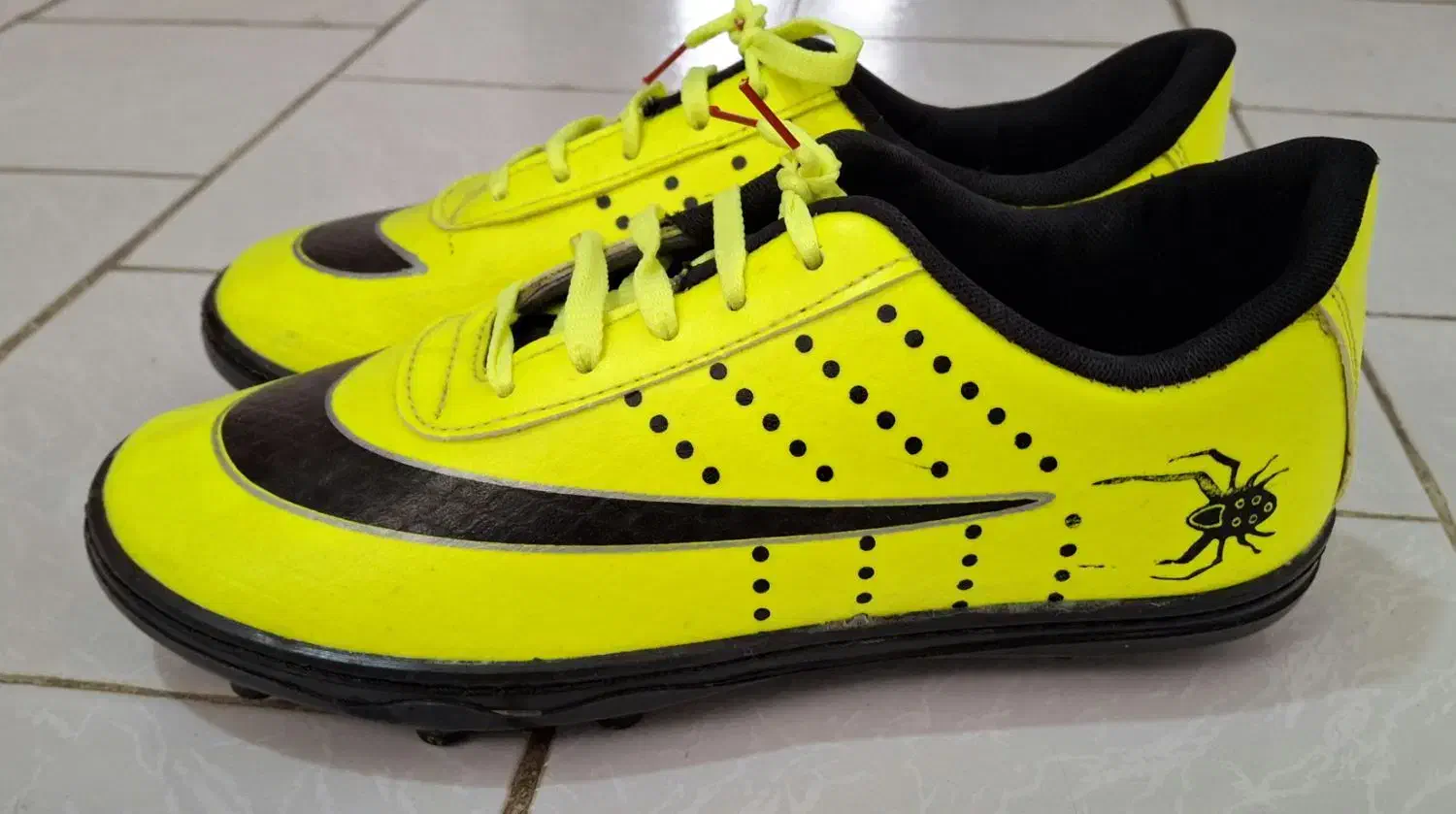 کتانی ورزشی چمن سایز ۴۰|کیف، کفش، کمربند|رشت, سلیمانداراب|دیوار