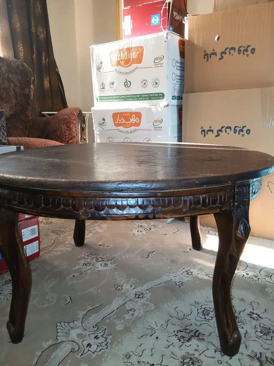 میز گرد وسط مبلی|مبلمان خانگی و میز عسلی|پرند, فاز ۰|دیوار