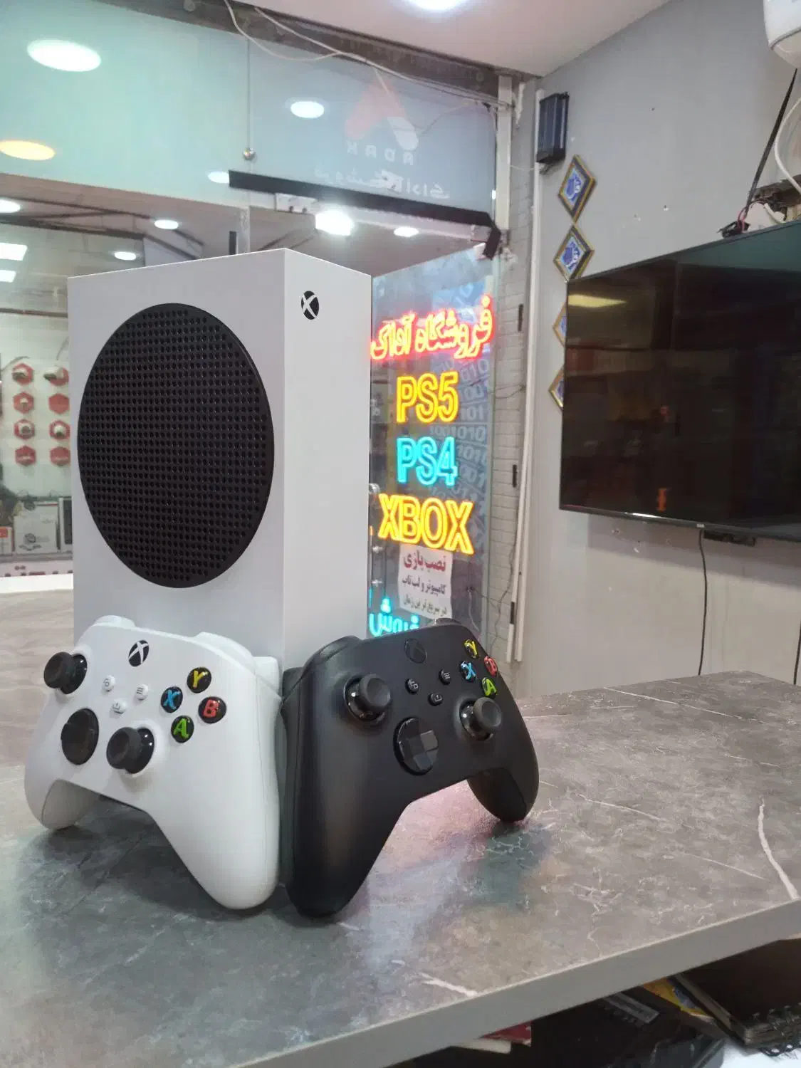 xbox series s در حد آک|کنسول، بازی ویدئویی و آنلاین|اراک, |دیوار