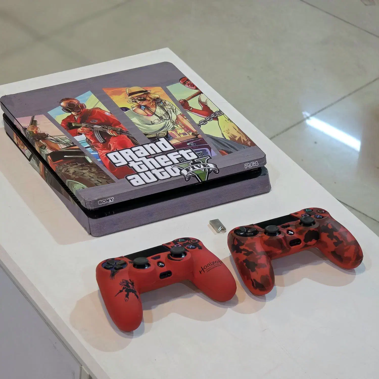 کنسول PS4 Slim کپی خور دو دسته|کنسول، بازی ویدئویی و آنلاین|شیراز, ملاصدرا|دیوار