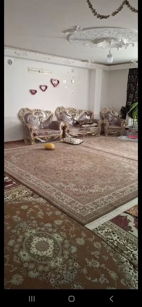 مبل راحتی|مبلمان خانگی و میز عسلی|حبیب آباد, |دیوار