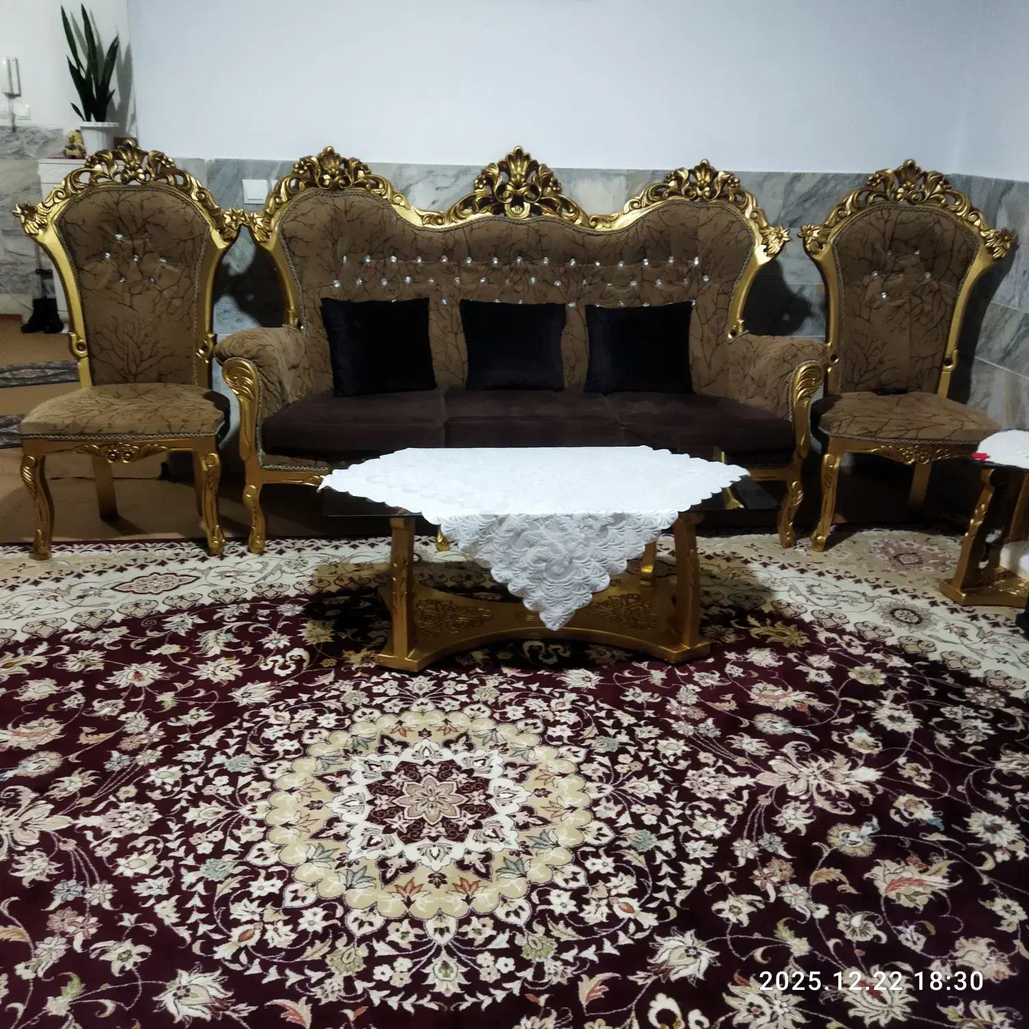 مبل|مبلمان خانگی و میز عسلی|محلات, |دیوار