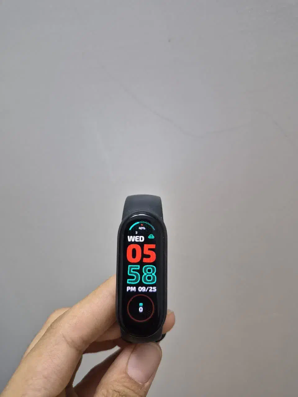 ساعت می بند ۶|ساعت|نیشابور, مسکن مهر نور|دیوار