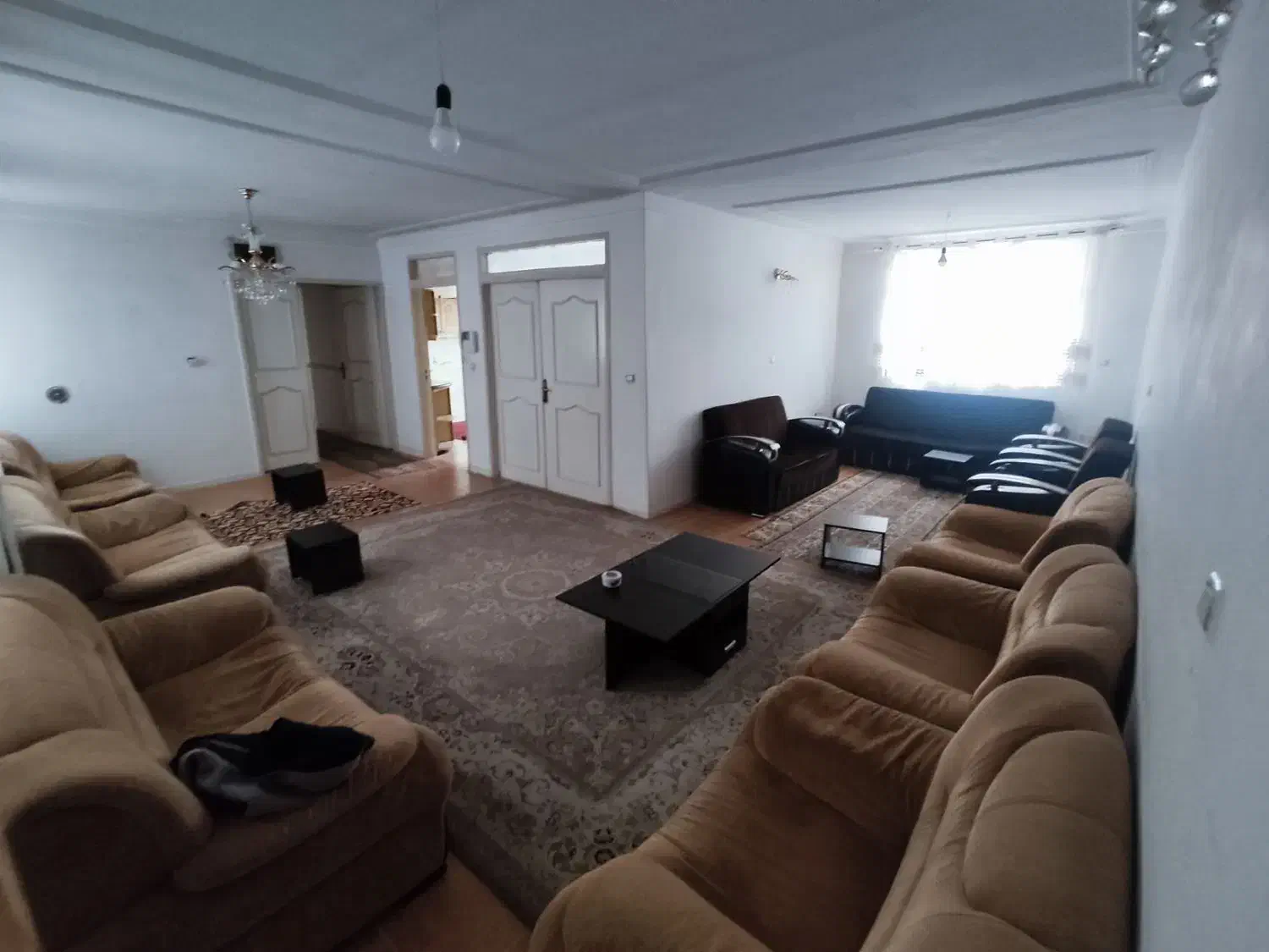 سویت مبله خونه پارکینگ سوییت مرکز شهر|اجارهٔ کوتاه‌مدت آپارتمان و سوئیت|سنندج, |دیوار