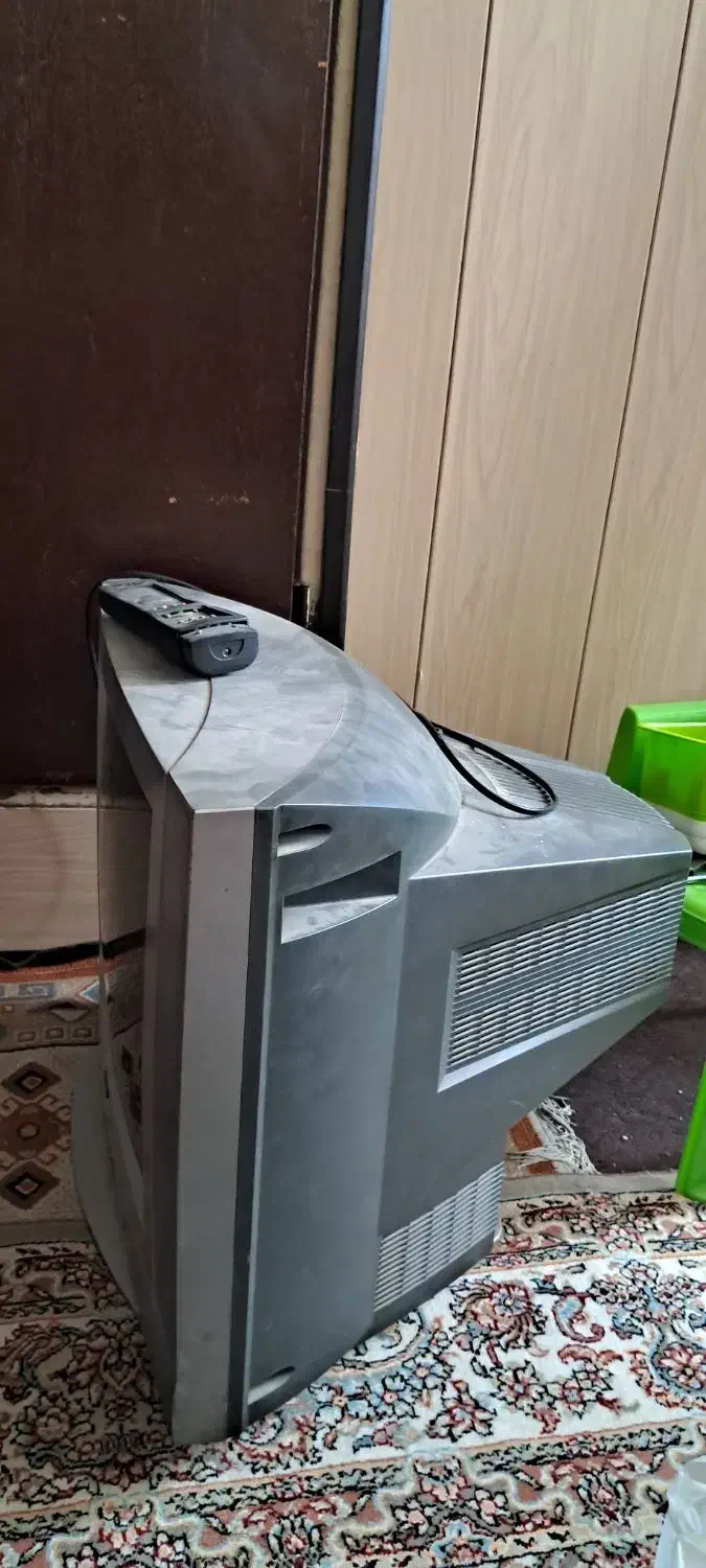 تلوزیون ۲۱ اینچ ال جی|تلویزیون و پروژکتور|قم, فرهنگیان و شهربانی|دیوار