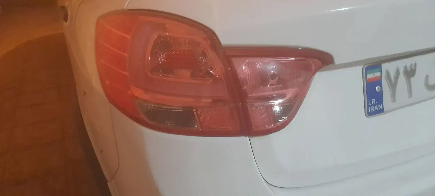 چراغ عقبهای کوئیک.دوطرف|قطعات یدکی و لوازم جانبی|قزوین, |دیوار