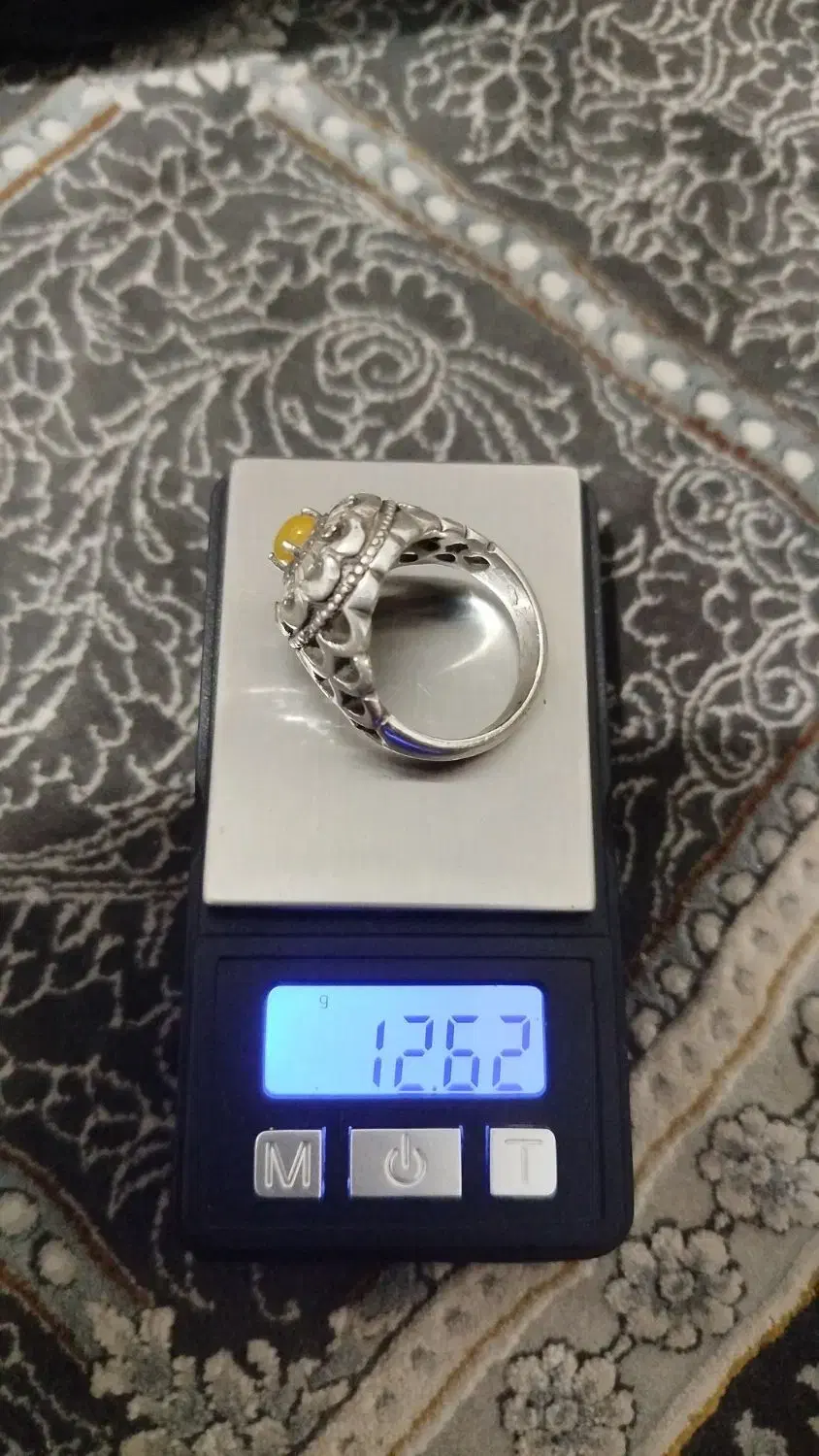 فروشی|جواهرات|رباط‌کریم, رباط‌کریم|دیوار