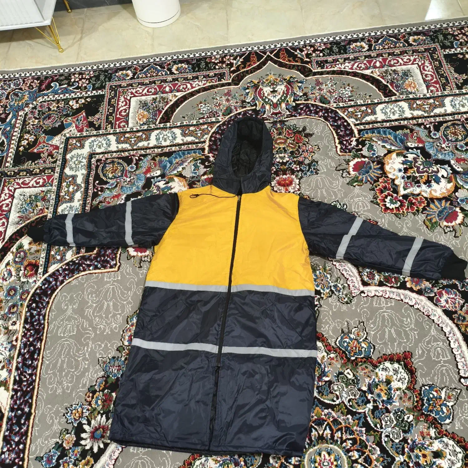 بارانی|لباس|بندر کنگان, |دیوار