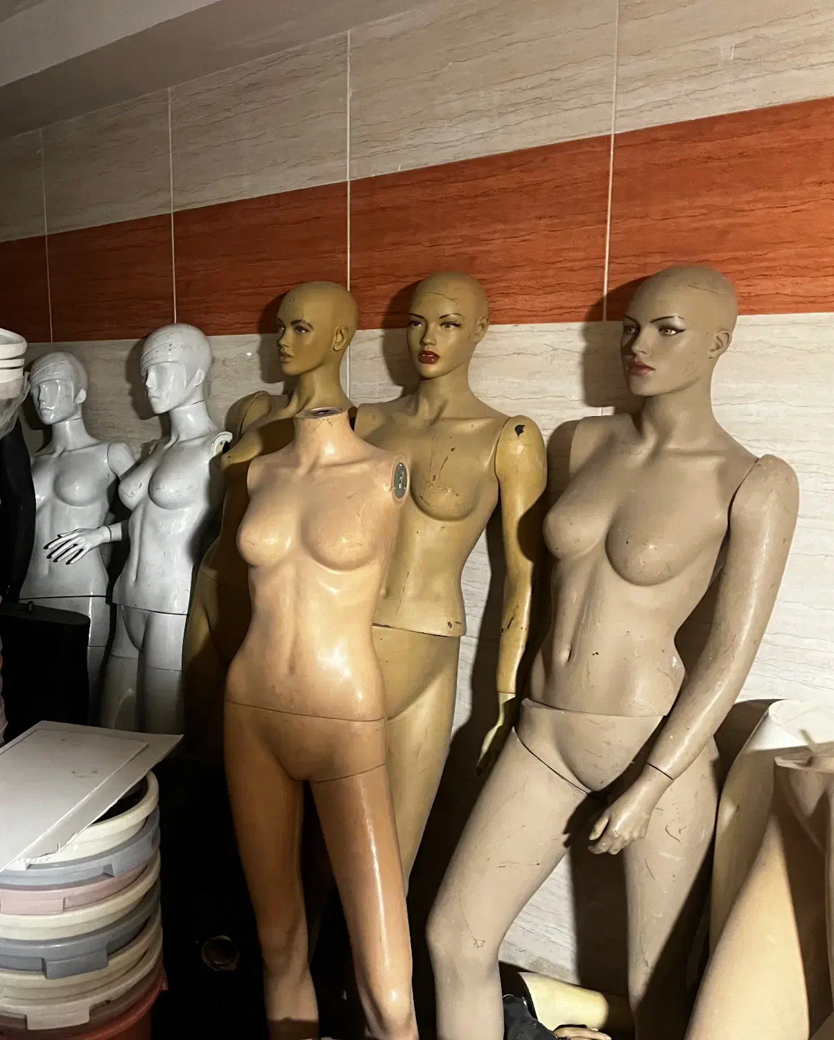 مانکن|فروشگاه و مغازه|گرمدره, |دیوار