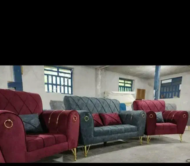 رنگ بندی نامحدود به دل خواه شما هست|مبلمان خانگی و میز عسلی|صدرا-فارس, فاز ۱|دیوار