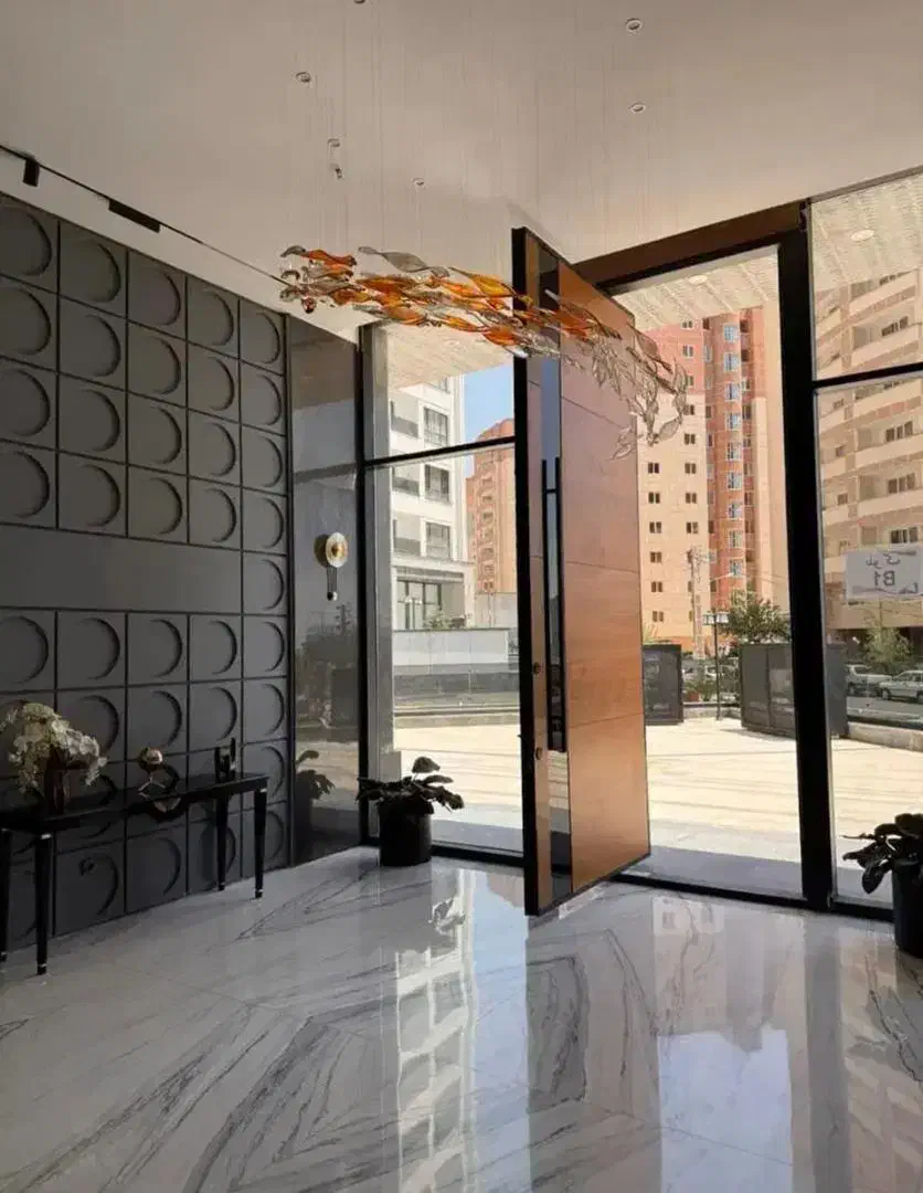 واحد ۱۵۷ متری فول دیزاین نوساز پنجره قدی ایرانمال