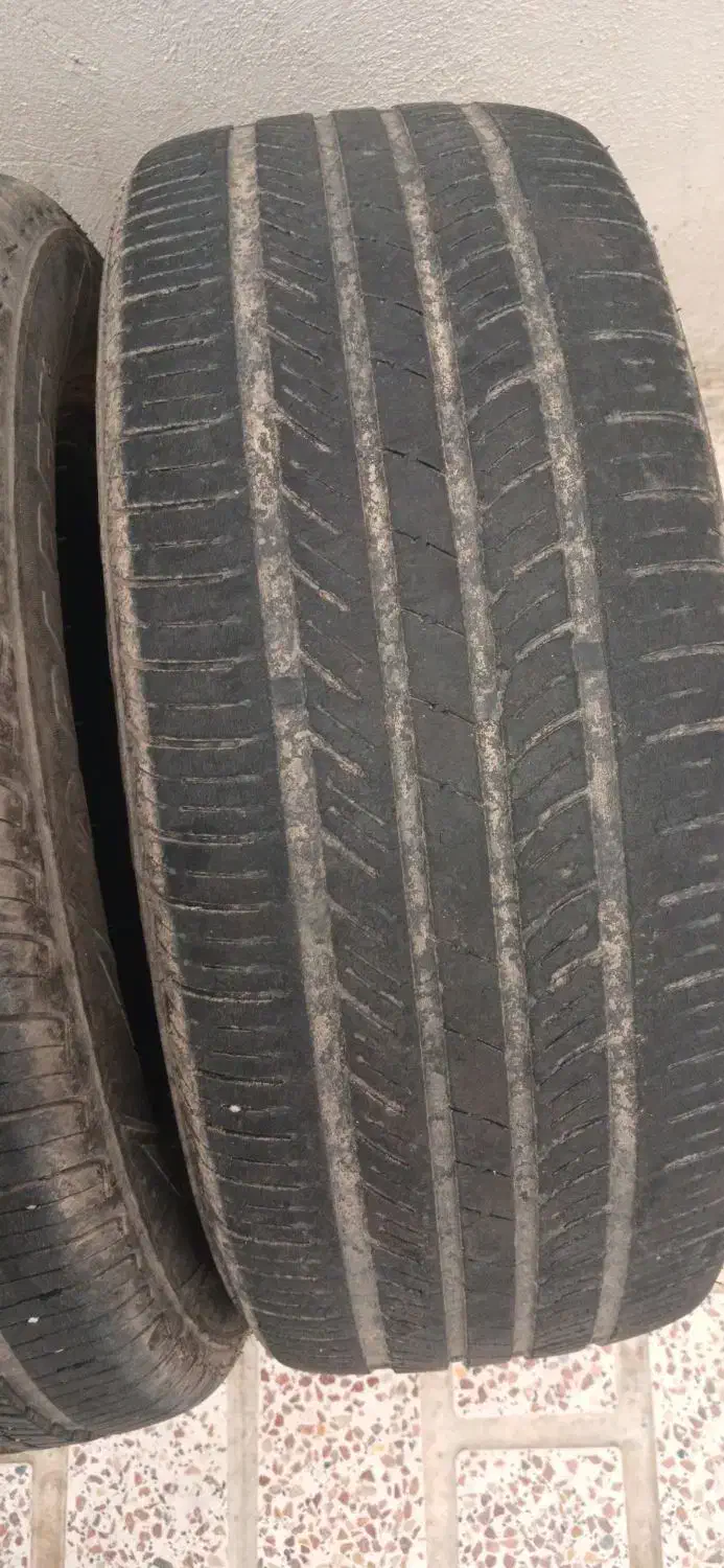 لاستیک ۲۰۵ سواری پژو|قطعات یدکی و لوازم جانبی|هشتگرد, هیو|دیوار