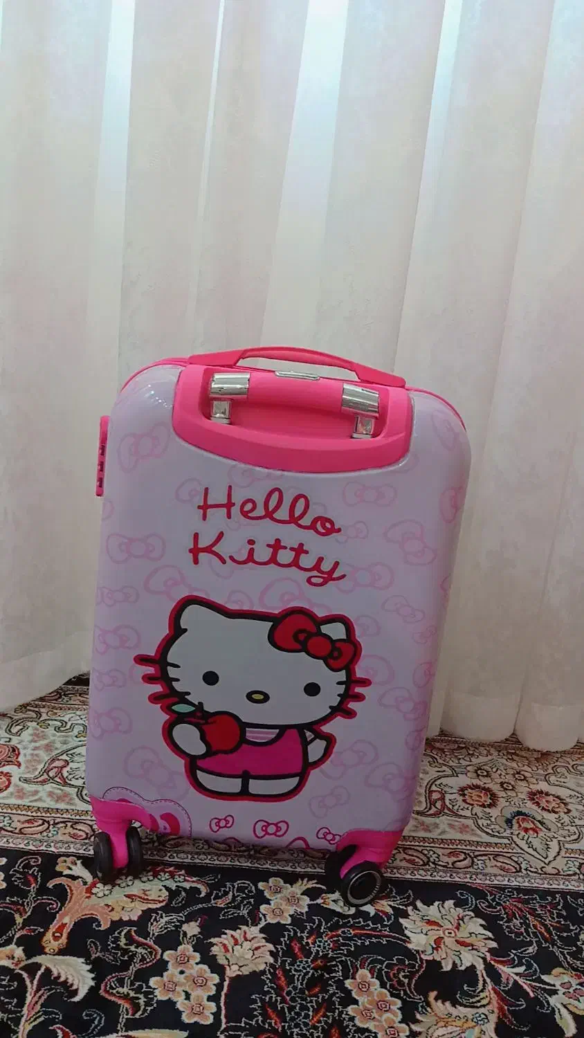 چمدان|کیف، کفش، کمربند|اراک, |دیوار