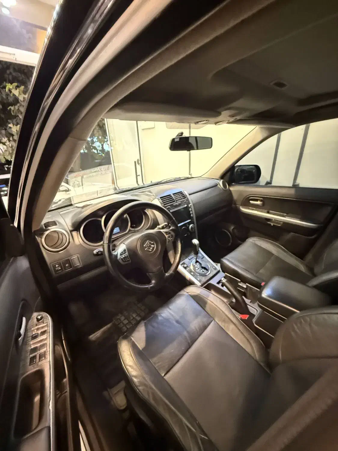 سوزوکی ویتارا ۱۳۹۶|خودرو سواری و وانت|مشهد, امام رضا (ع)|دیوار