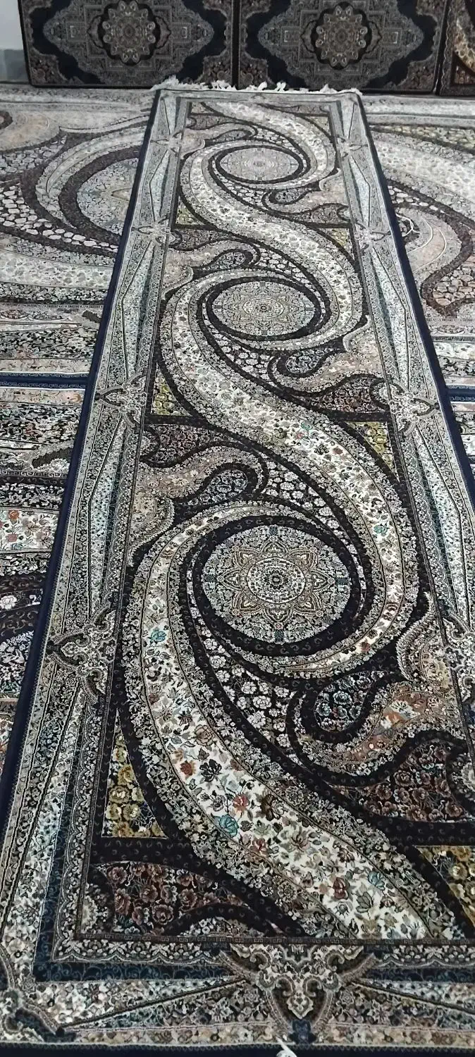 فرش کناره ۱در۴|فرش|همدان, |دیوار