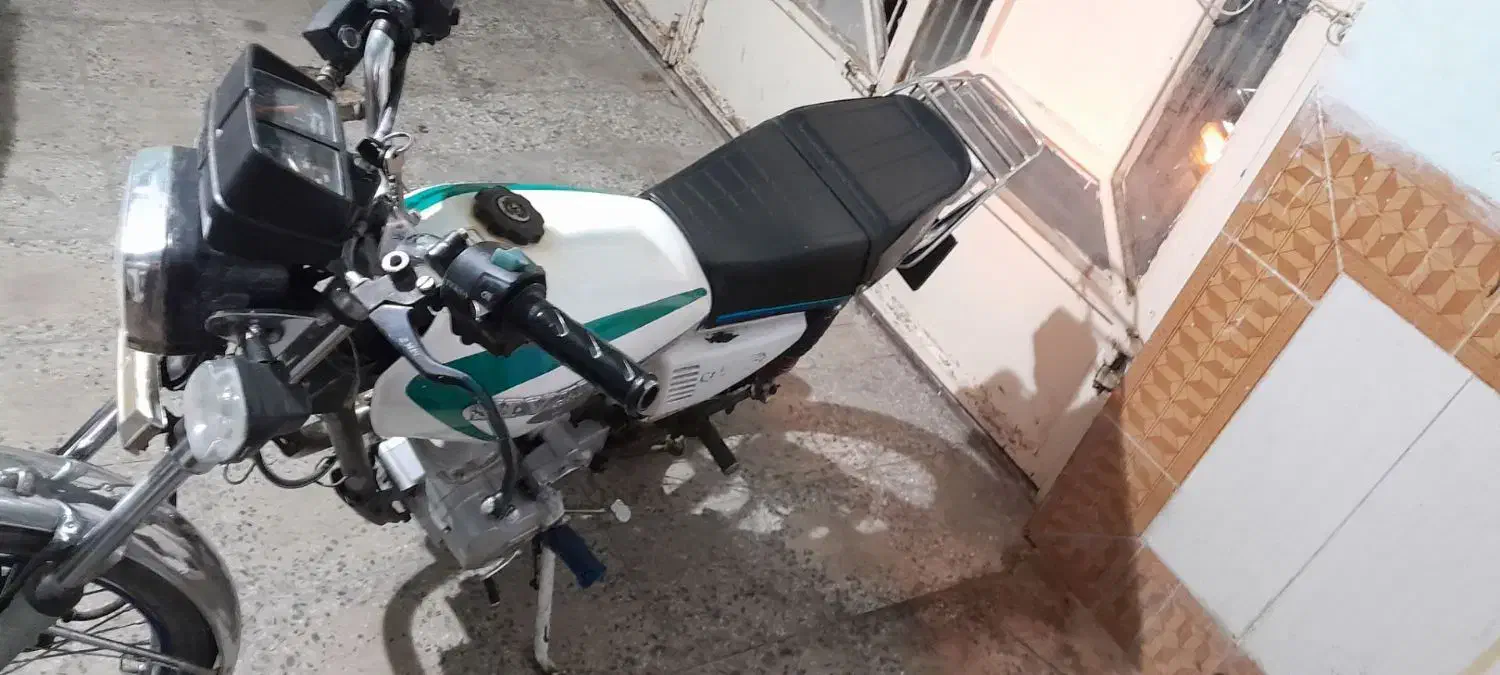 لیفان 95 مناسب|موتورسیکلت|بروجرد, |دیوار