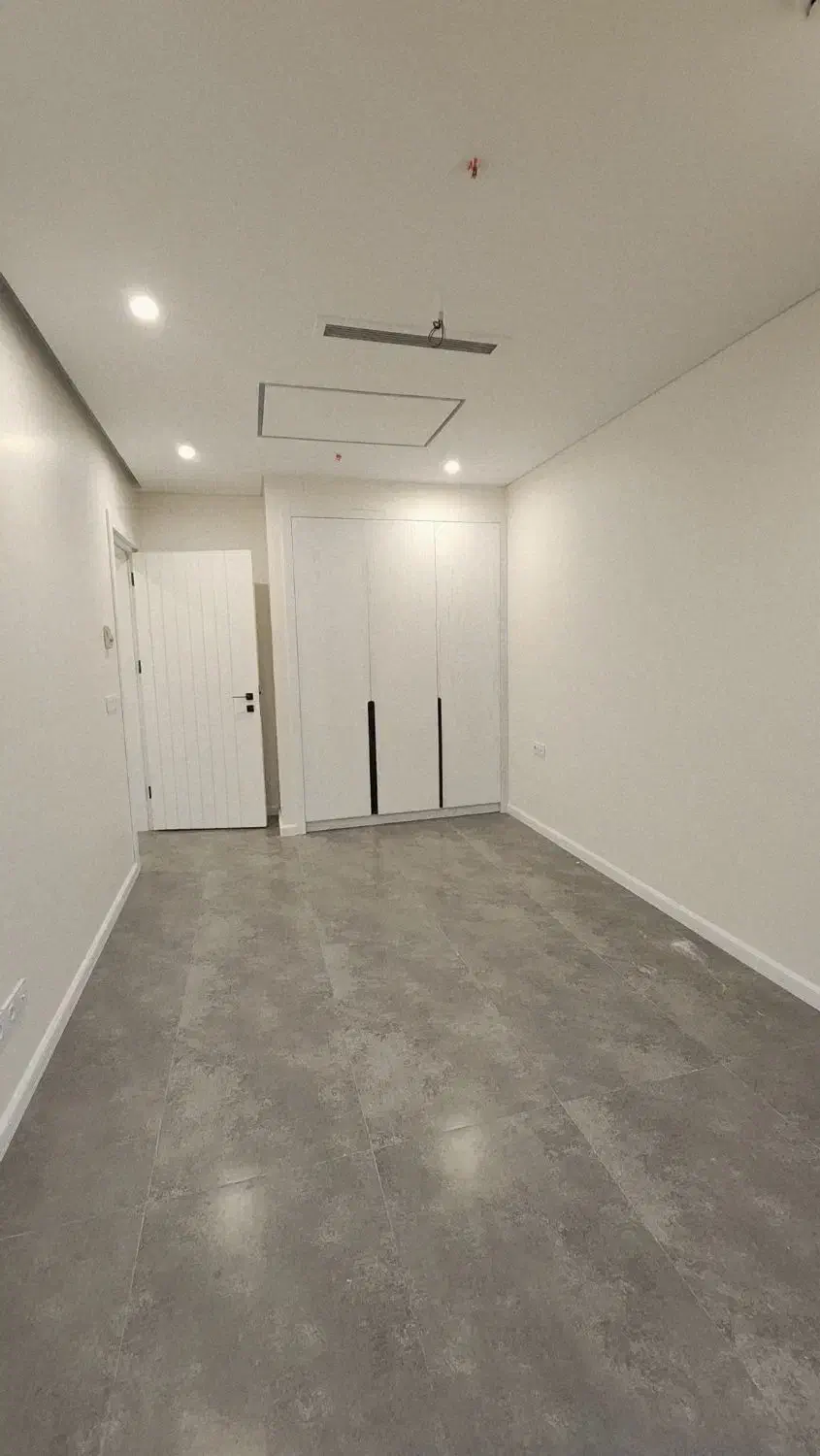 ۸۰مترمشاعات آبی لابی ساختمان برند مبله سعادت آباد