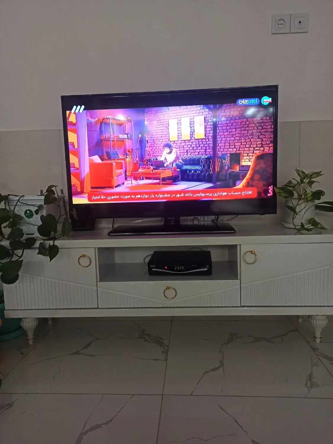 تلویزیون ۴۰سامسونگ|تلویزیون و پروژکتور|سبزوار, میدان بار|دیوار