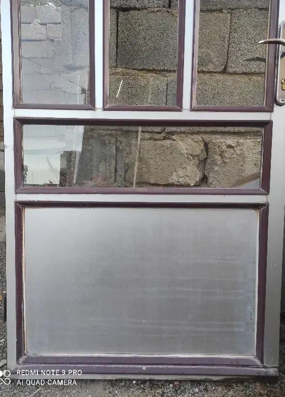 درب آلمینیوم کاملا سالم|مصالح و تجهیزات ساختمان|چهاردولی, |دیوار