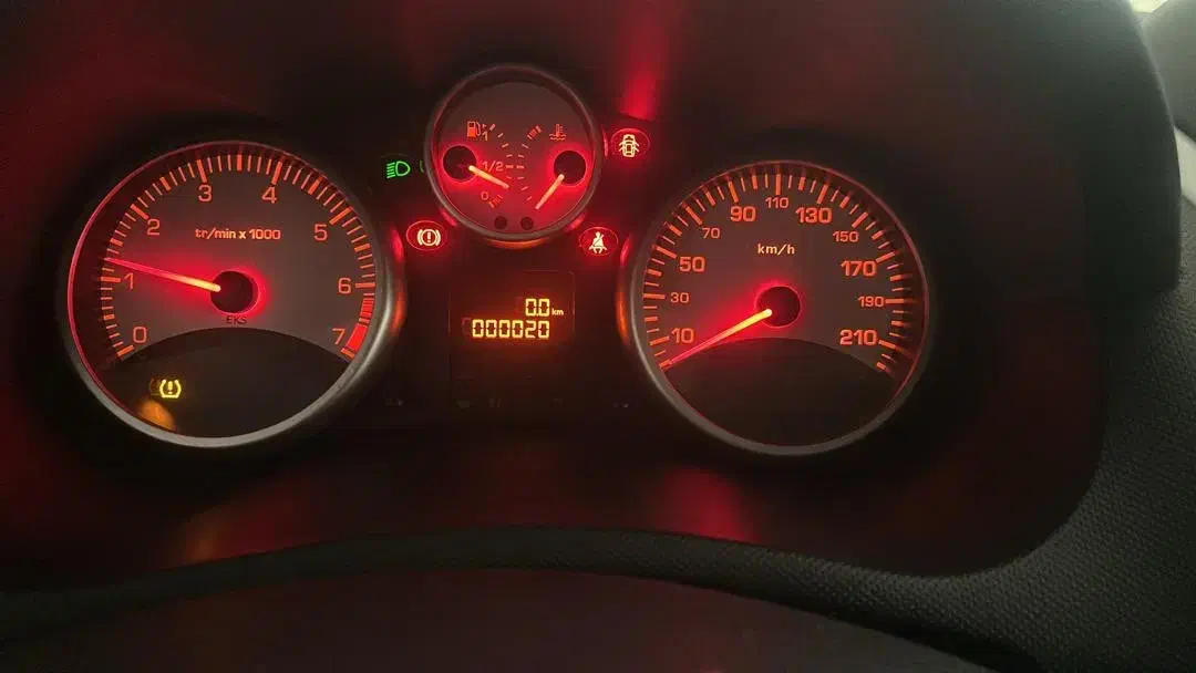 پژو ۲۰۷ تیوفایو سقف فلز|خودرو سواری و وانت|بهبهان, |دیوار