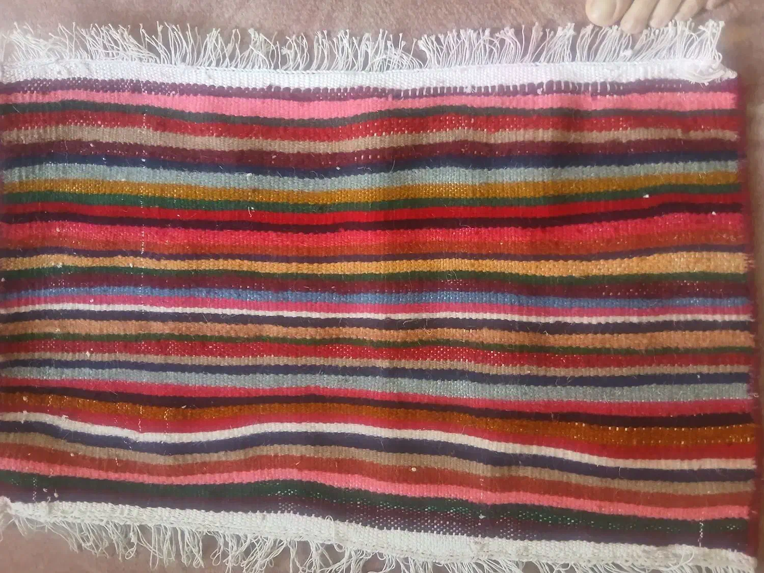 گلیم فرش خوش رنگ|گلیم، جاجیم، گبه|ملایر, |دیوار