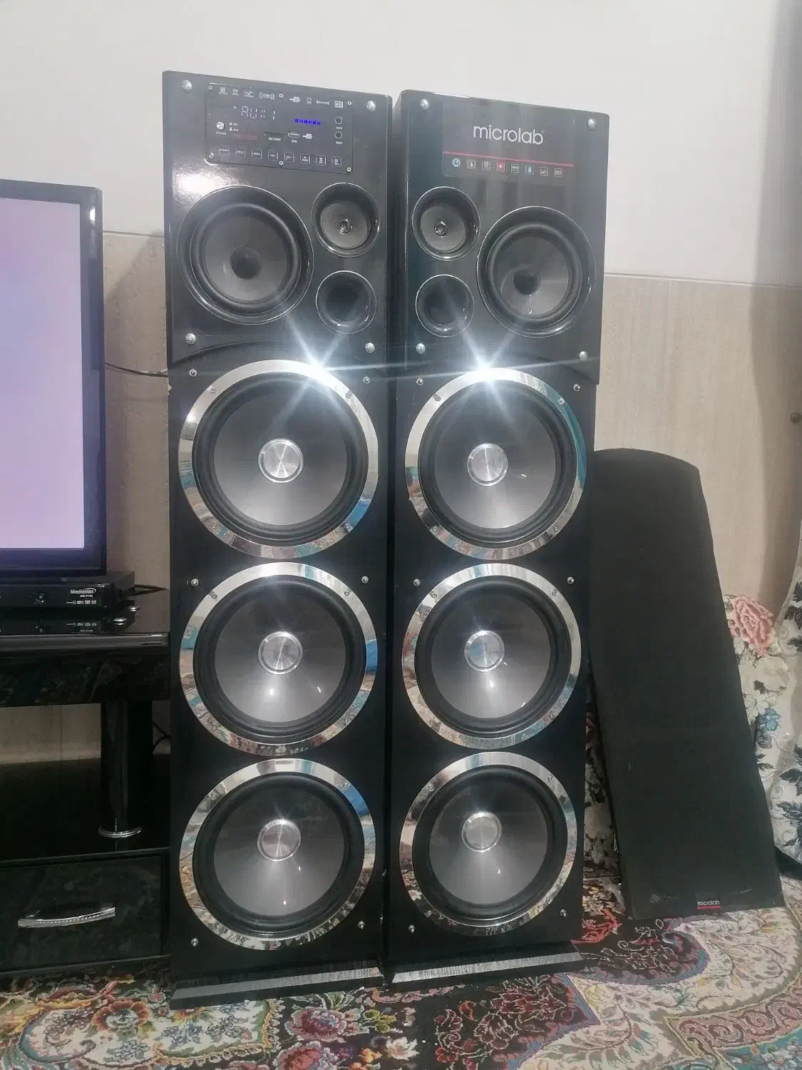 اسپیکرخانگی میکرولب|سیستم صوتی خانگی|یزد, |دیوار