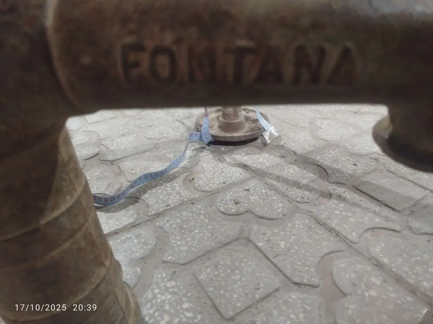 تلمبه قدیمی|کلکسیون اشیاء عتیقه|مهریز, |دیوار