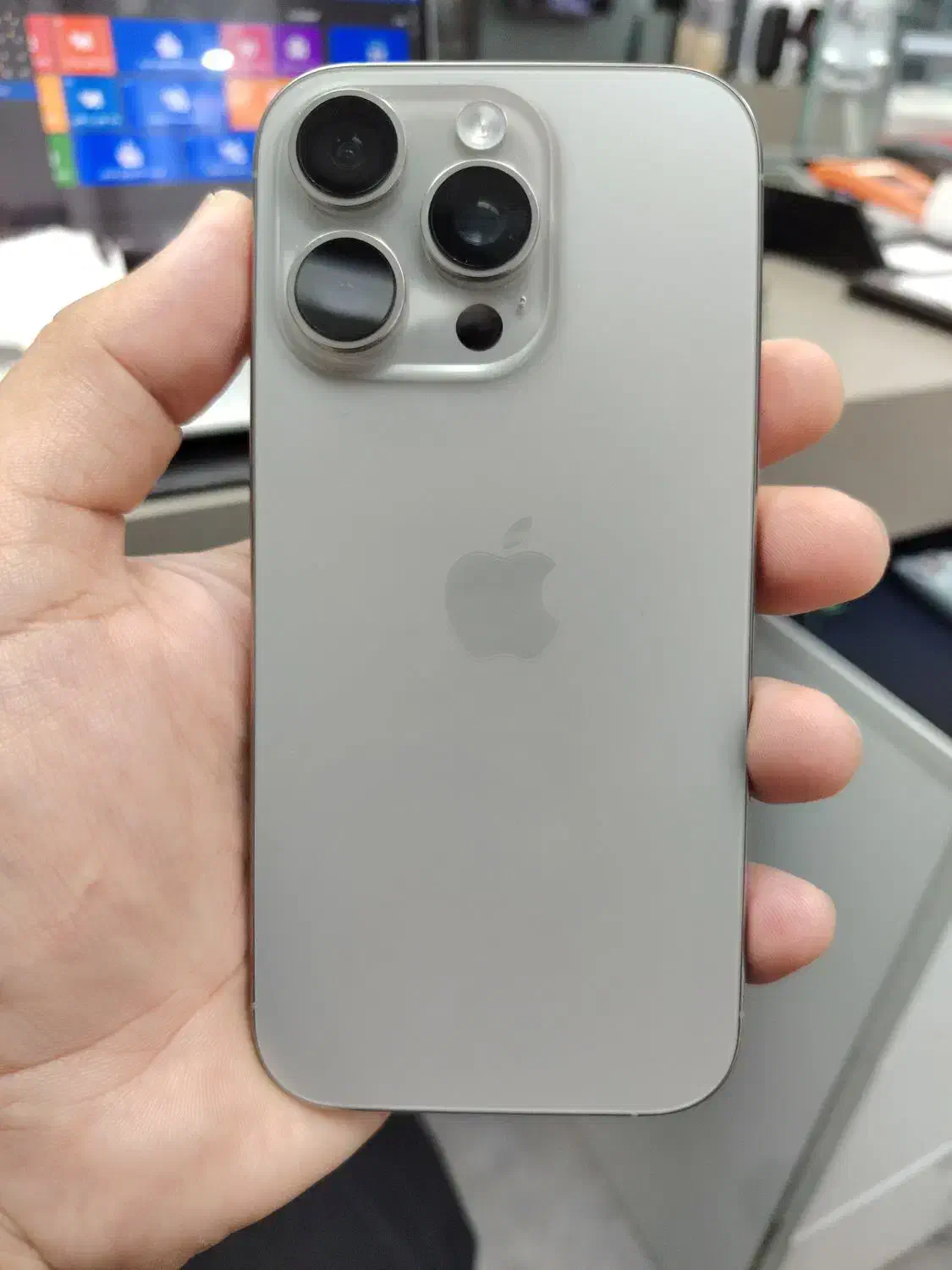 iPhone 16 pro نچرال شرکتی با رجیستر|موبایل|کرمان, |دیوار