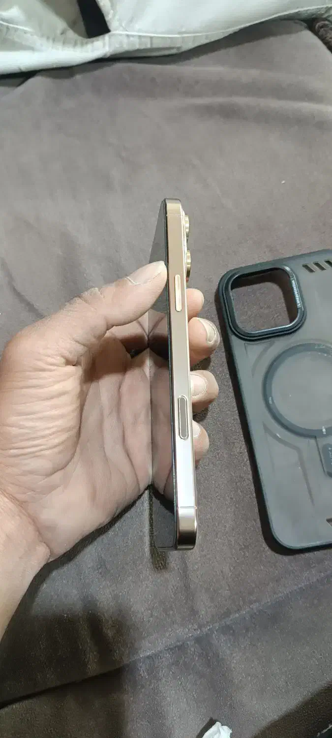 آیفون ۱۶ پرومکس فول کپی طرح SH|موبایل|میاندوآب, |دیوار