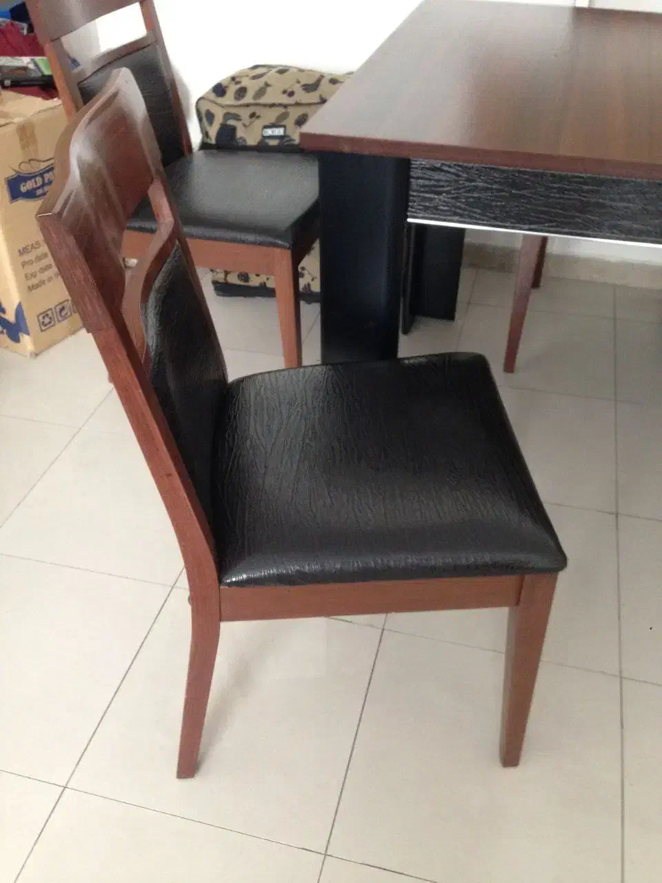 میز غذا خوری|میز و صندلی غذاخوری|لاهیجان, طالقانی|دیوار