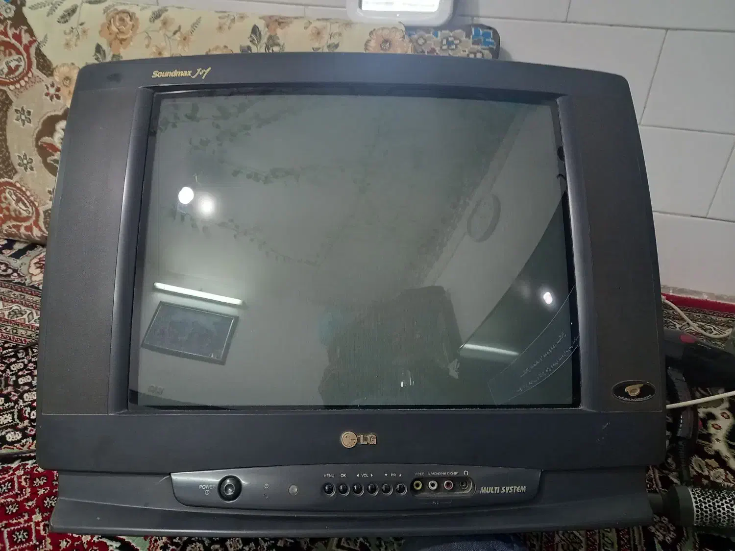 تلویزیون|تلویزیون و پروژکتور|اراک, |دیوار