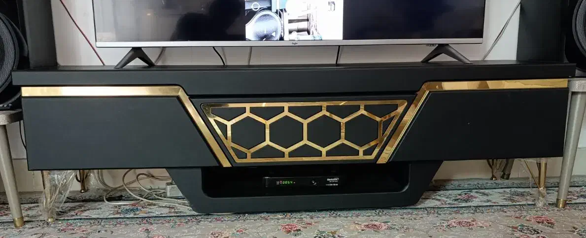 میز تلوزیون|میز تلویزیون|آران و بیدگل, |دیوار