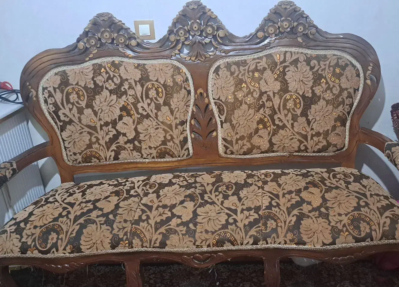 مبل سلطنتی ۷نفره|مبلمان خانگی و میز عسلی|بندرعباس, |دیوار