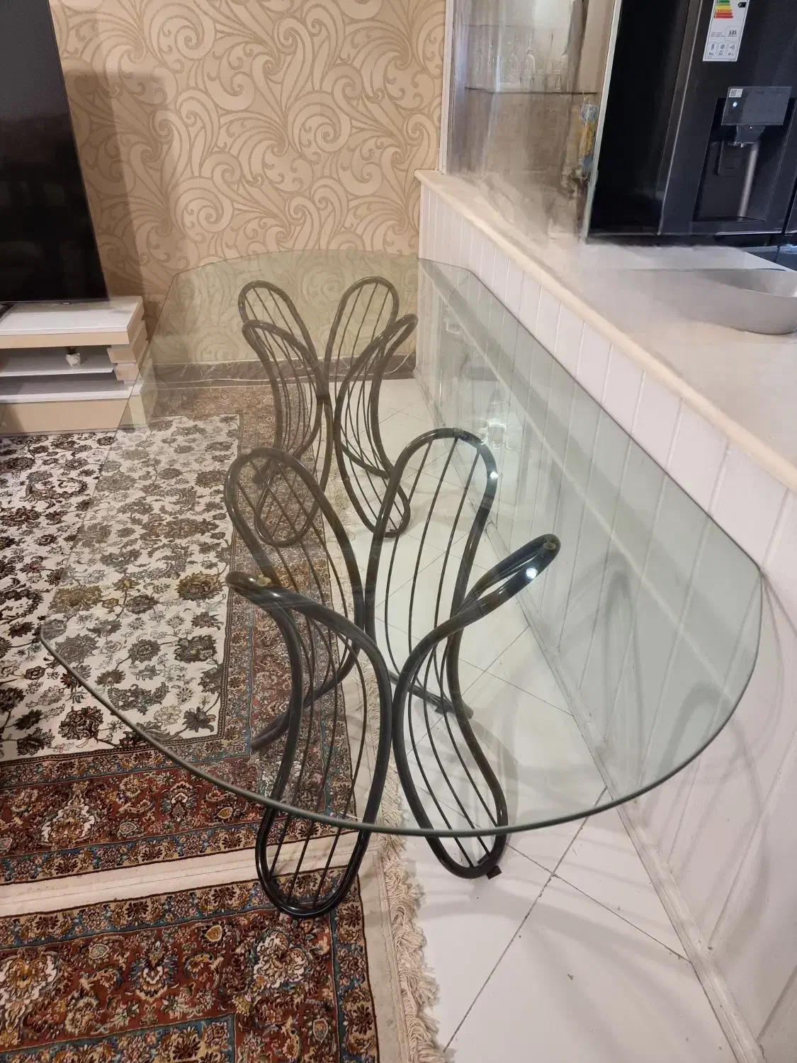 ناهارخوری هشت نفره|میز و صندلی غذاخوری|رشت, گلسار|دیوار