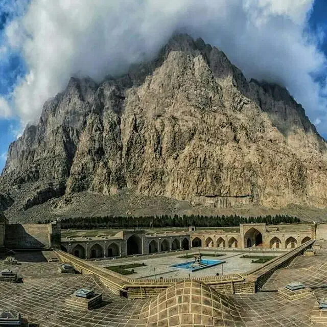 بوم گردی ،منزل ویلایی،اقامتگاه،|اجارهٔ کوتاهمدت آپارتمان و سوئیت|بیستون, |دیوار