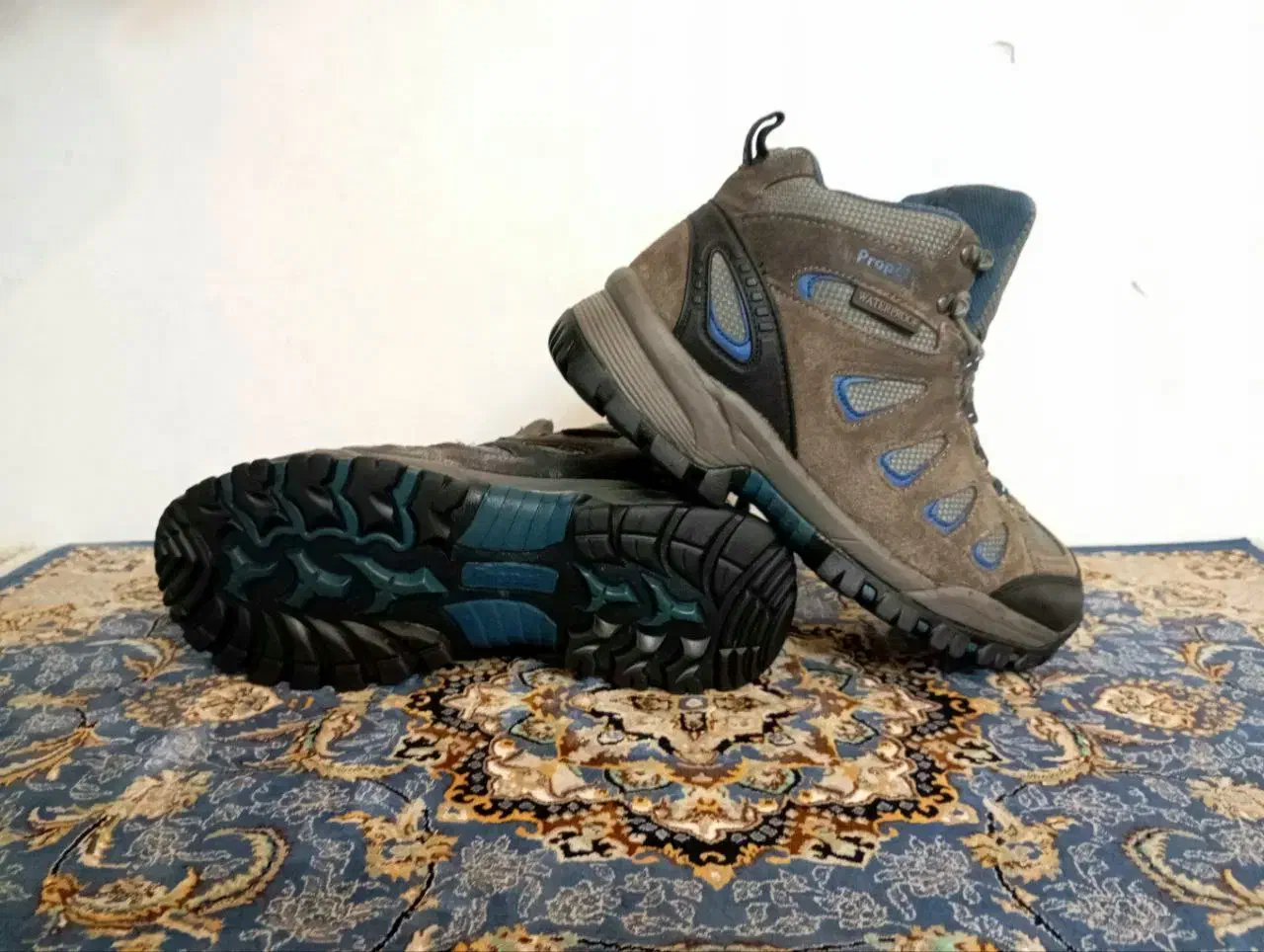 بوت پوتین کوهنوردی اورجینال|کیف، کفش، کمربند|همدان, |دیوار