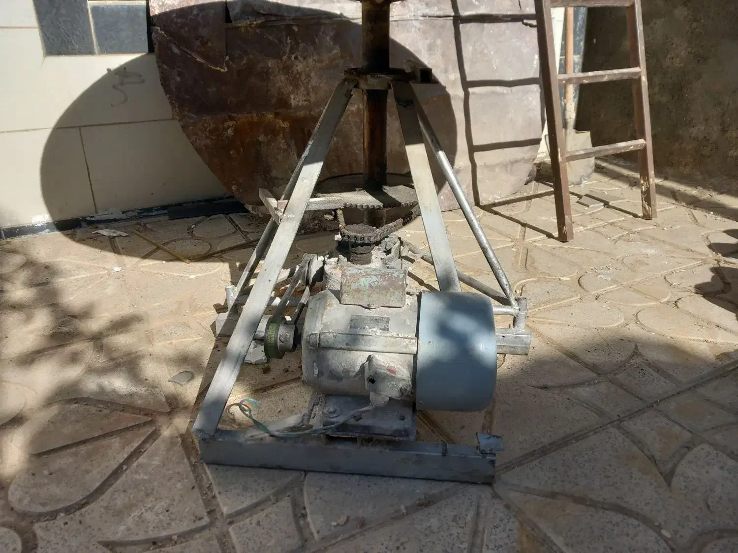 تنور  ساج‌‌.  قیمت توافقی|اجاق گاز و لوازم برقی پخت‌وپز|بهار, |دیوار