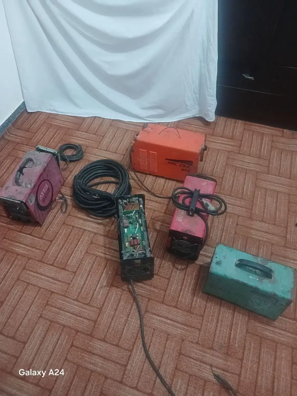 دستگاه جوش|ابزارآلات|شال, |دیوار