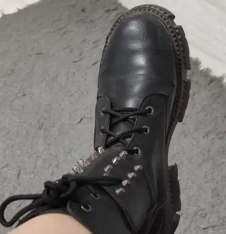 نیم بوت چرم|کیف، کفش، کمربند|اهواز, کوی باهنر|دیوار