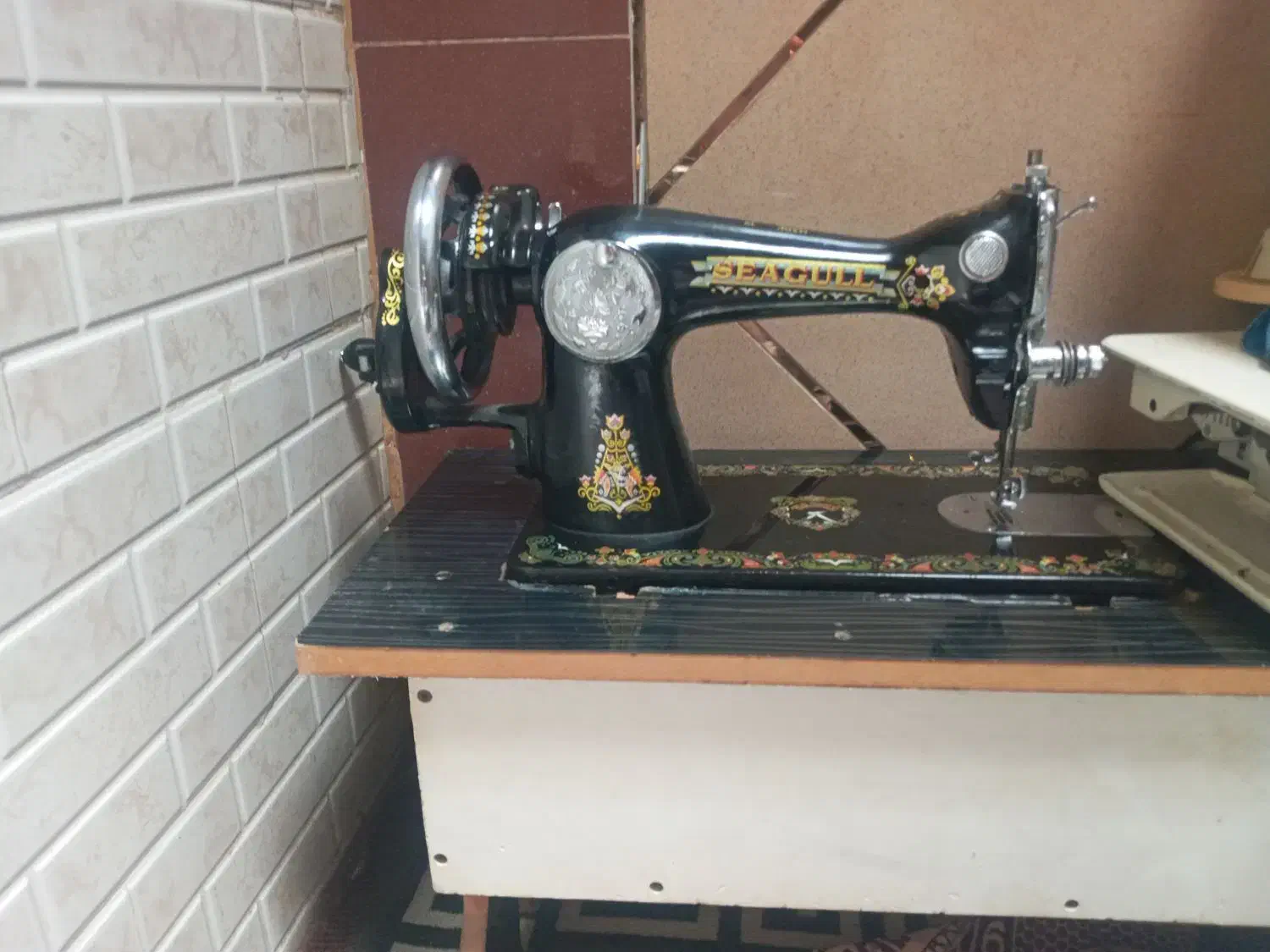 چرخ خیاطی معمولی|چرخ خیاطی و ریسندگی|میناب, |دیوار