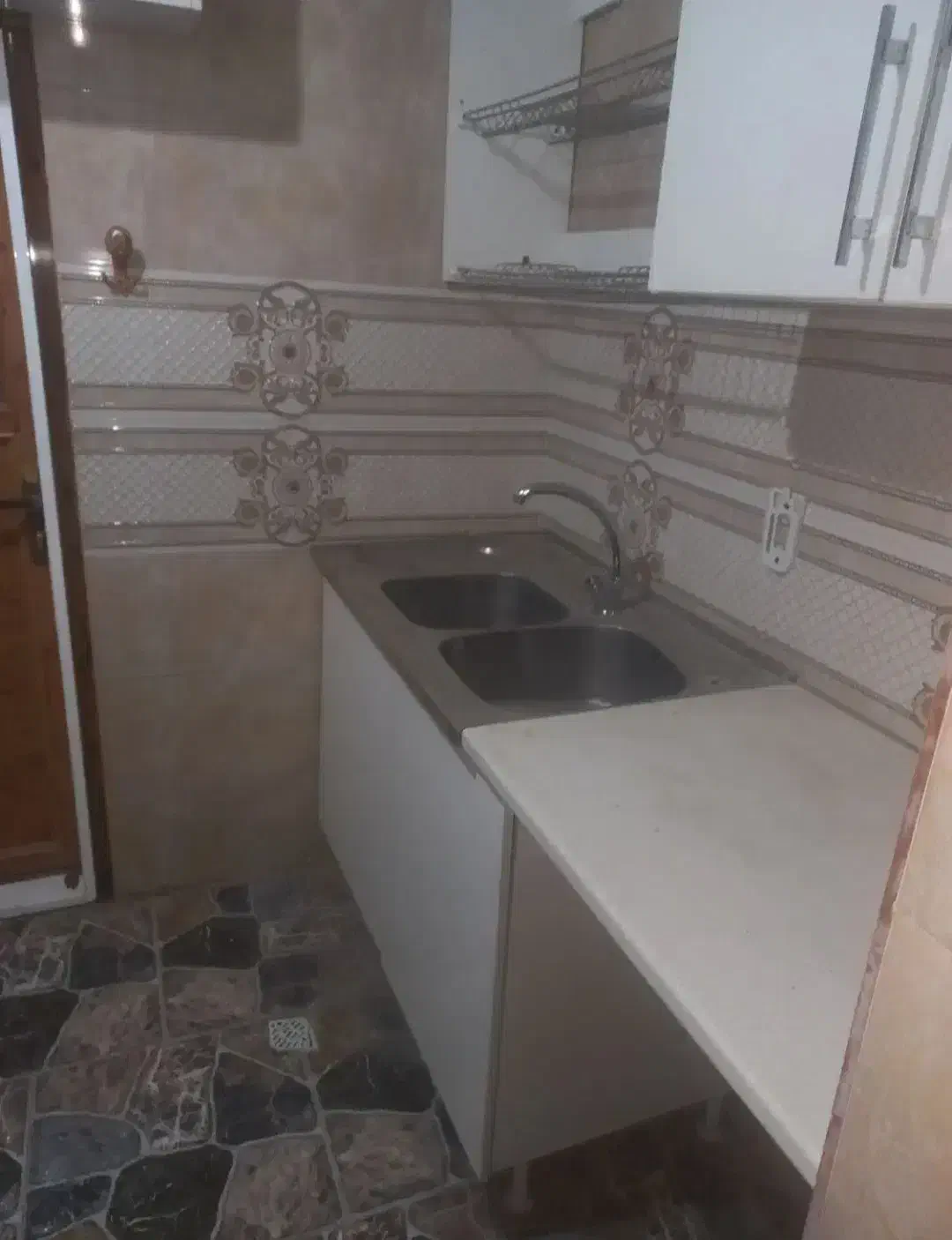 منزل دربستی سه خواب فجر ۲۵ متراژ ۱۴۰ متر|اجارهٔ خانه و ویلا|آمل, |دیوار