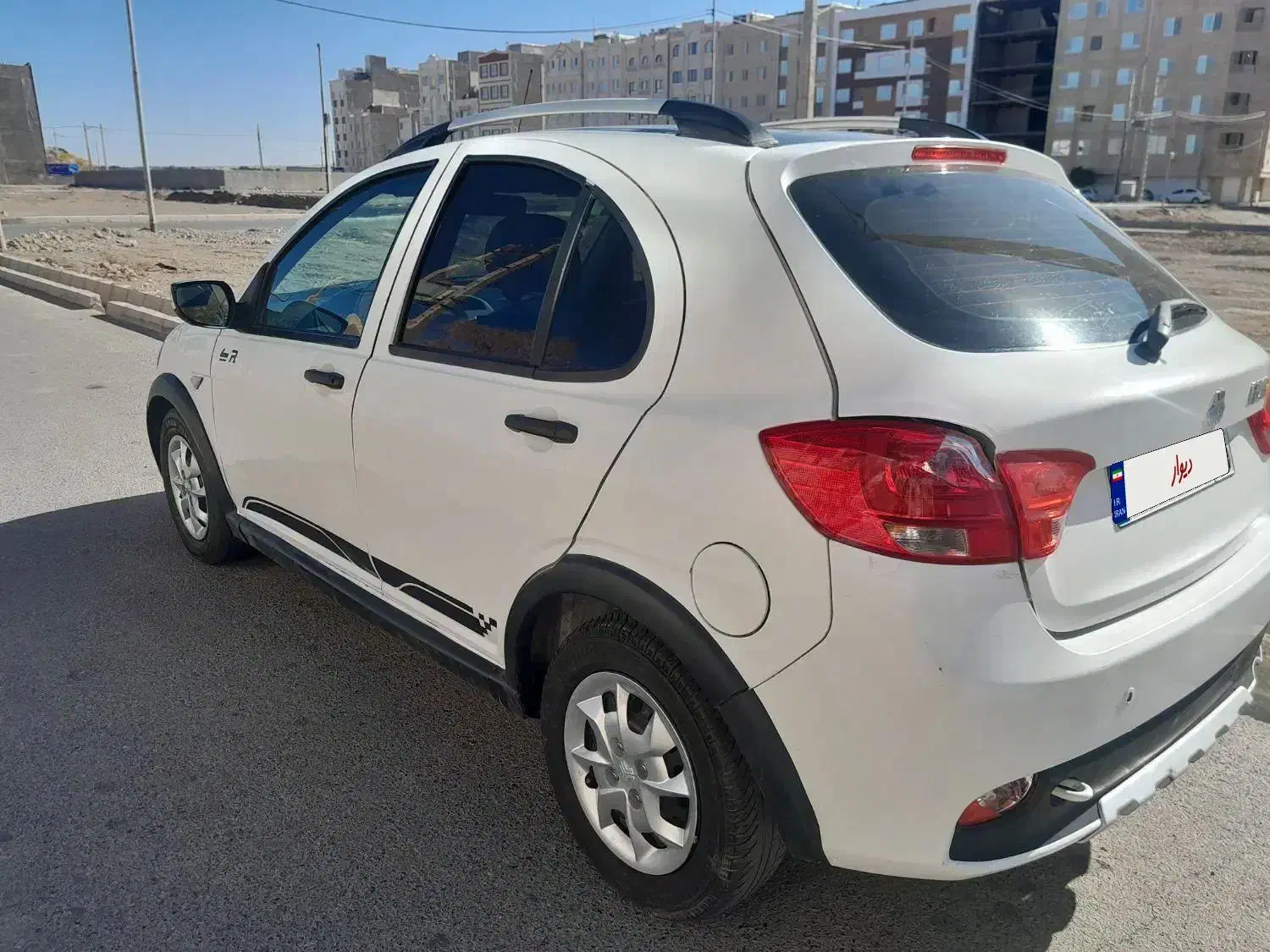 کوییک R سفید مشکی  مدل ۱۴۰۰|خودرو سواری و وانت|بیرجند, |دیوار