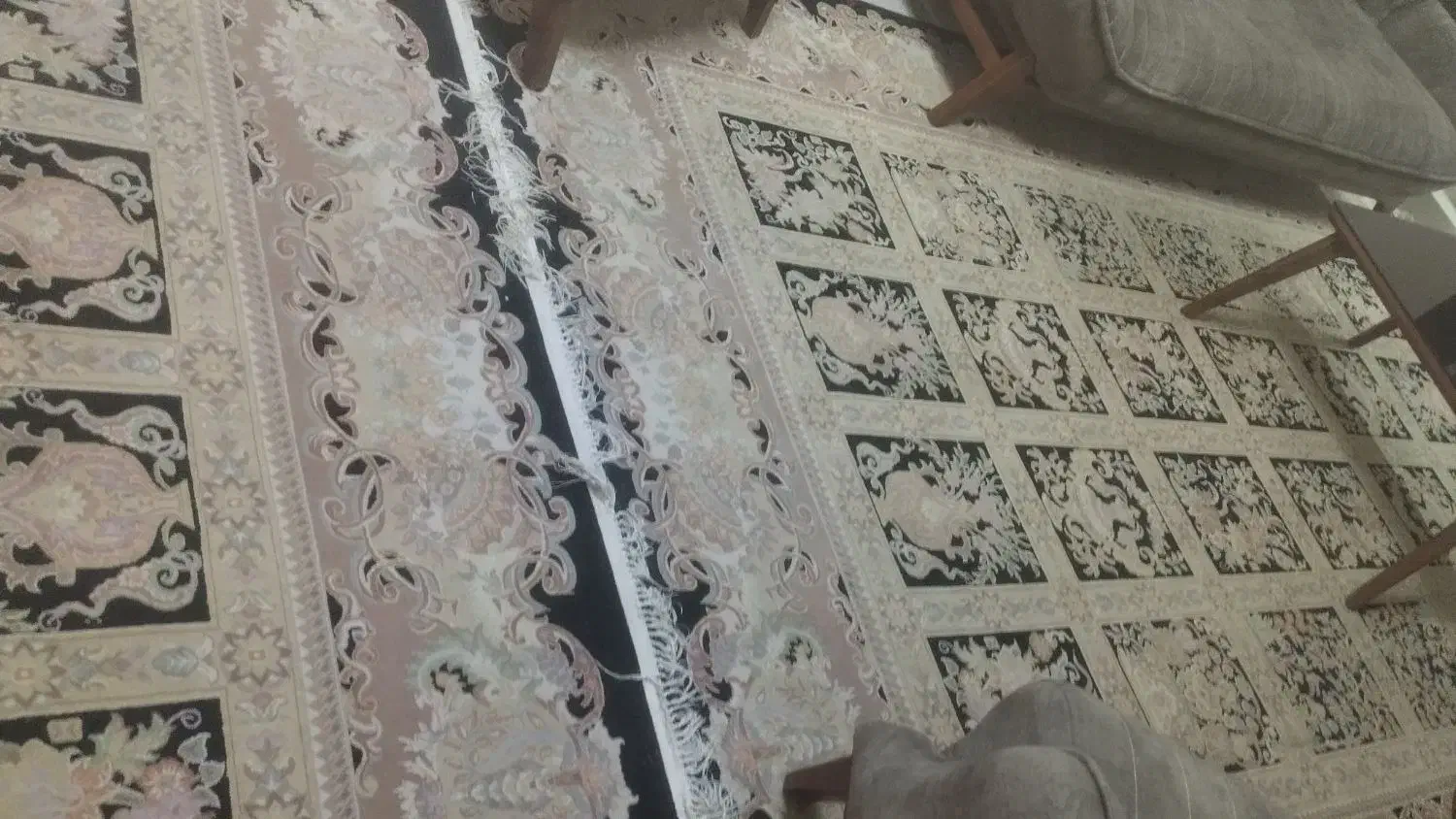 یک جفت فرش ۹ متری ویه ۴ متری و۱ عددگرد طرح خشتی|فرش|تهران, والفجر (افسریه)|دیوار