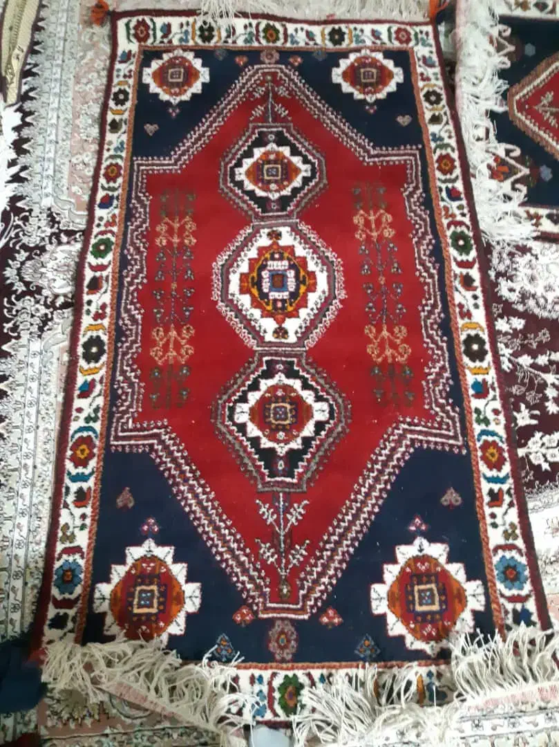 فروش قالیچه دستبافت حور نفر .حور حسن اباد ...|فرش|حسن آباد, |دیوار