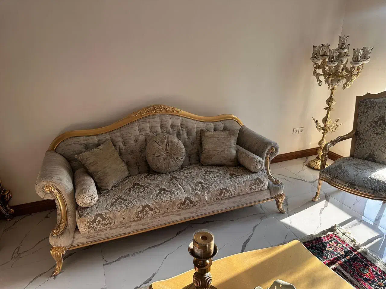 مبل ۸ نفری به همراه غذا خوری ۸ نفره|مبلمان خانگی و میز عسلی|چهارباغ, |دیوار