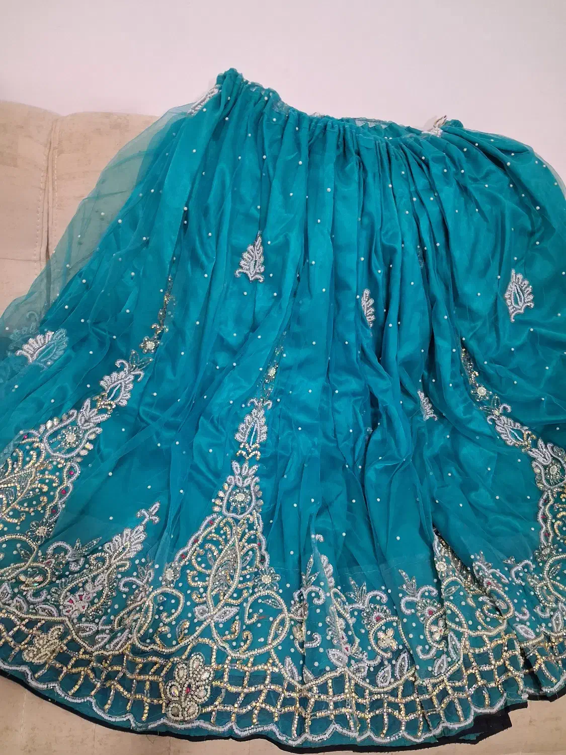 لباس محلی در حد نو|لباس|شیراز, گویم|دیوار