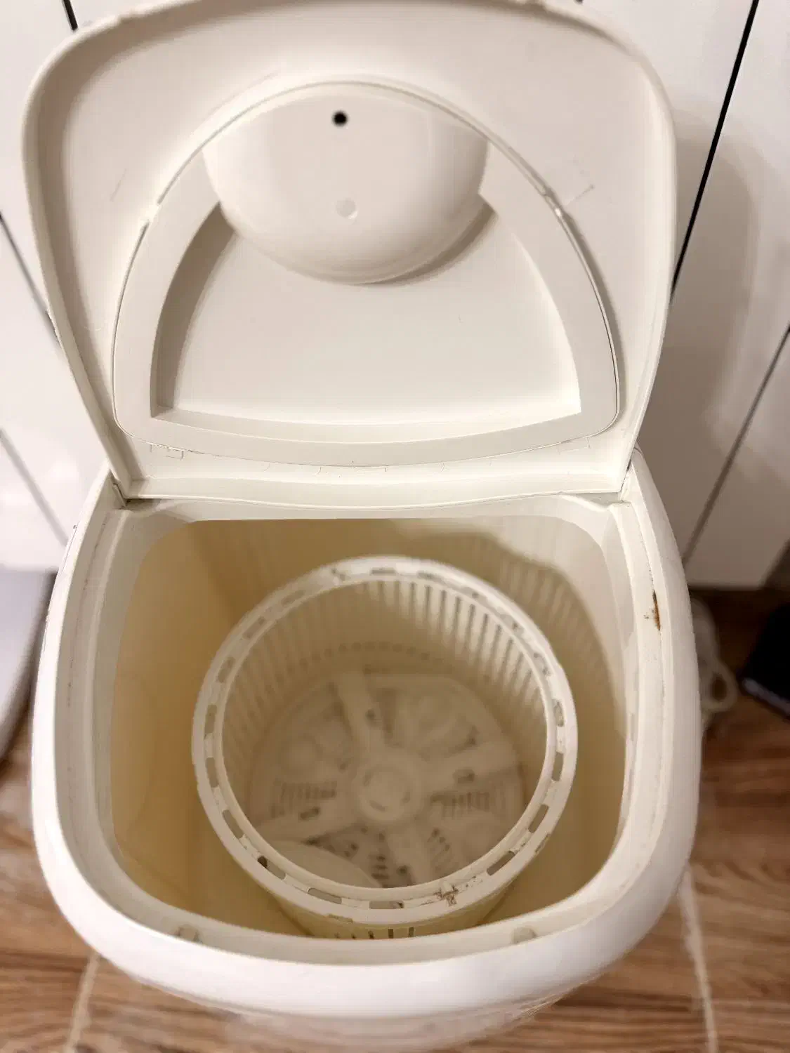 مینی واش در حد صفر|ماشین لباسشویی و خشک‌کن لباس|رشت, رشتیان|دیوار