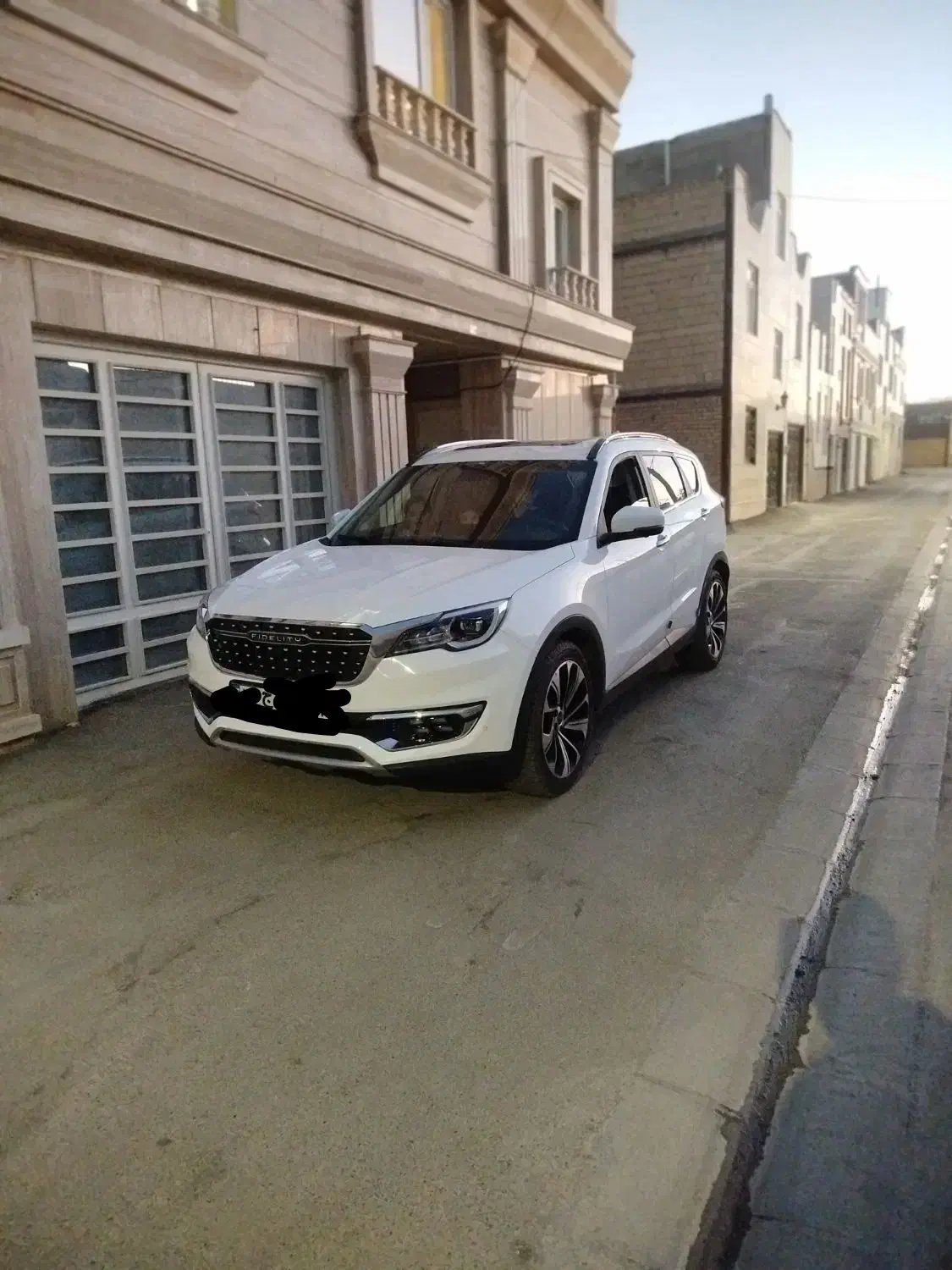 فیدلیتی 1402|خودرو سواری و وانت|اراک, |دیوار