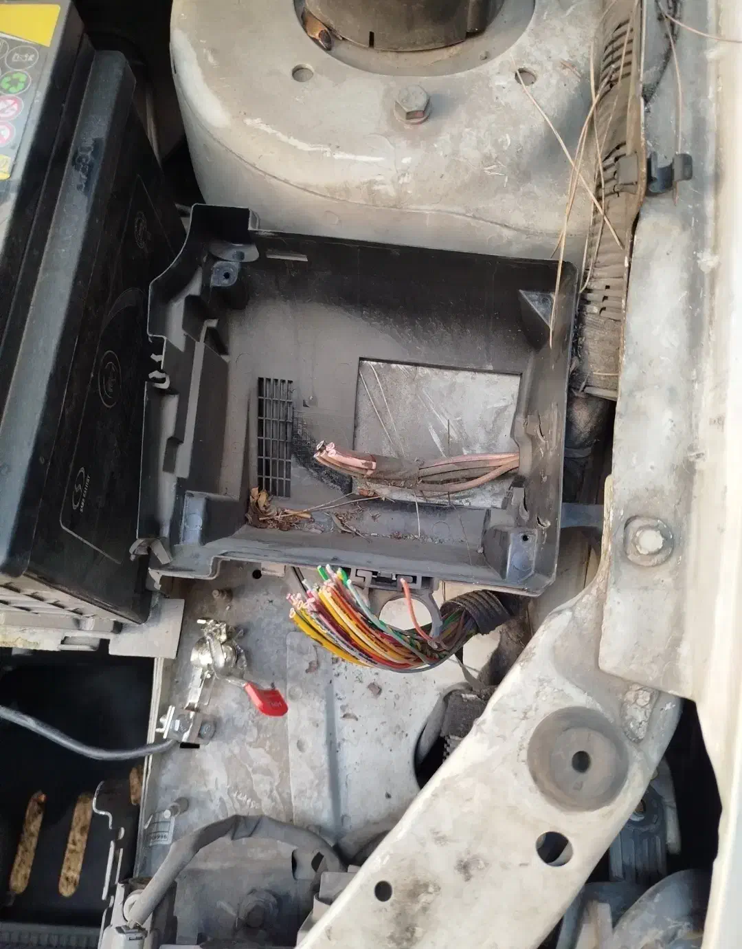 bsm.جعبه فیوز .۲۰۶.اصلی.سیم کشی|قطعات یدکی و لوازم جانبی|تهران, مجیدیه|دیوار